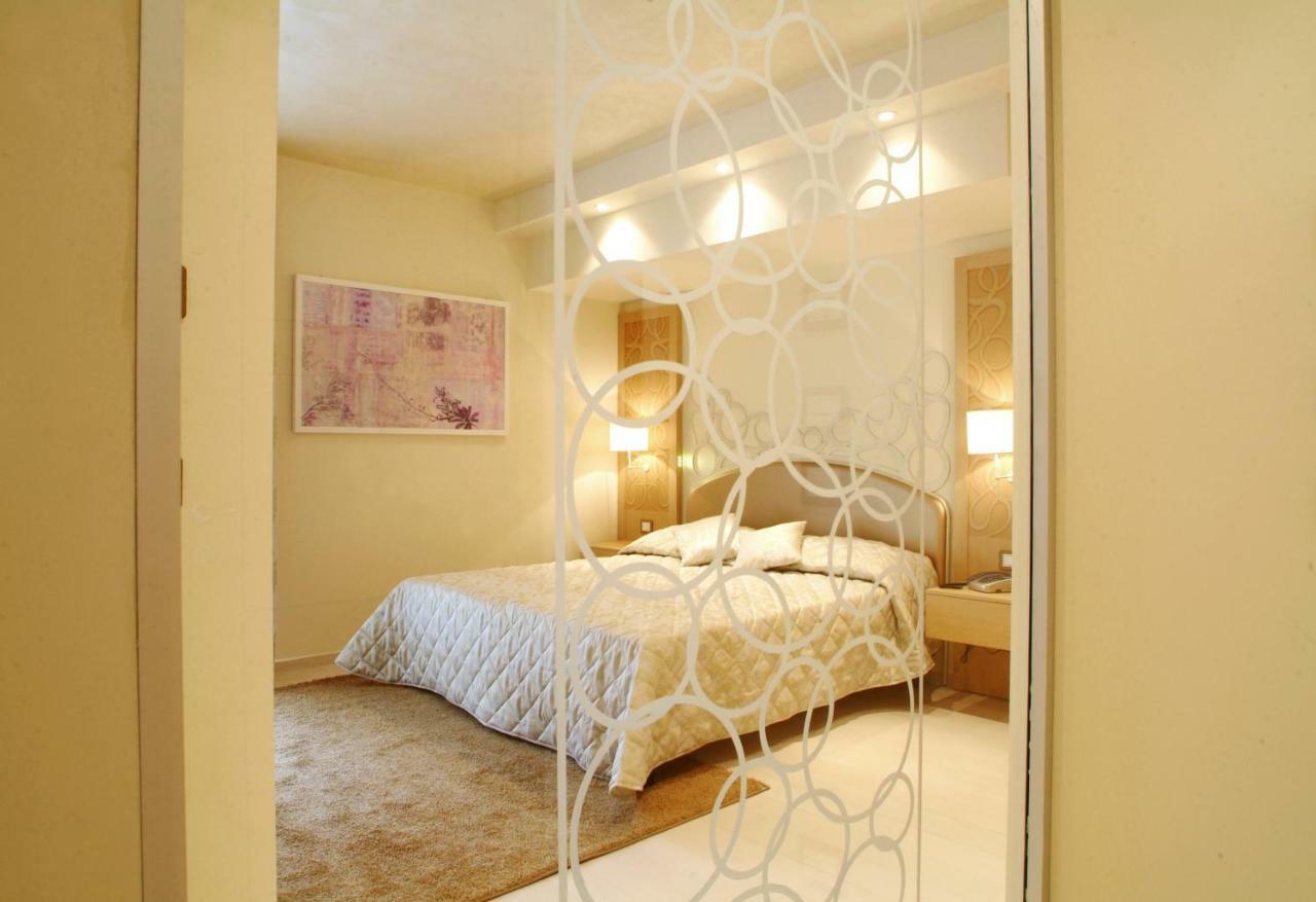 Hotel Duchessa Della Sila 산 조반니 인피오리 외부 사진